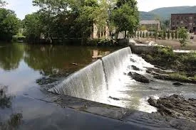   Stunning waterfall with views from the event space, restaurant and overnight accomodations.  